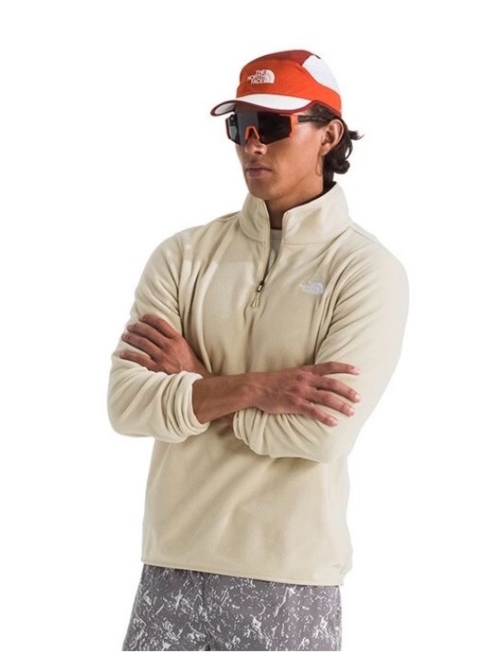 The North Face Men's Beige Quarter-Zip Fleece medium layering pullover